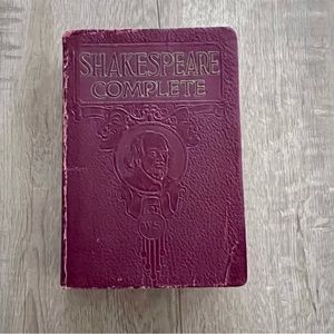 Vintage‎ Book 1926 “Shakespeare Complete” By Sir Henry Irving Leather Cover